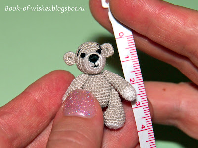 knitted mini-teddy