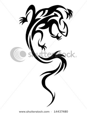 Tribal Art Lizard In Wall Design