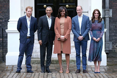 Photo shoot time with Obamas,  Prince Williams, Harry And Kate