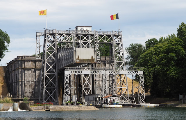 Oud centrumkanaal la louvière, scheepsliften oud centrumkanaal, unesco werelderfgoed, scheepslift strépy-thieu, fietsroute rond de scheepsliften, la grande boucle la louvière, scheepsliften henegouwen