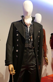 Fantastic Beasts 2 Grindelwald costume