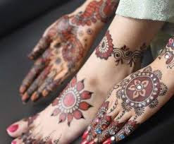 Mehndi Designs On The Hands Of Bridal 2013