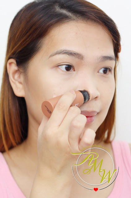 a photo of how to use missha soft blending stick blusher in mud brown