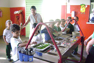 Ribeirão Bonito: Prefeitura implanta Self service em escola