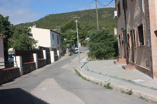 ALBINYANA - ERMITA SANT ANTONI - PUIG DE SANT ANTONI, carrer al Barri de la Canal a Albinyana