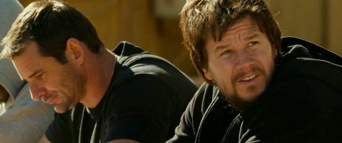 Screen Shot Of Hollywood Movie Lone Survivor (2013) In Hindi English Full Movie Free Download And Watch Online at worldfree4u.com Screen Shot Of Hollywood Movie Lone Survivor (2013) In Hindi English Full Movie Free Download And Watch Online at worldfree4u.com