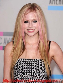 avril lavigne hairstyles style