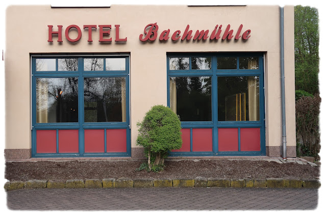 Utenfor det fint beliggende Hotel Bachmühle i Fulda i Tyskland.