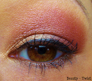 MAC Star Violet Eyeshadow Look