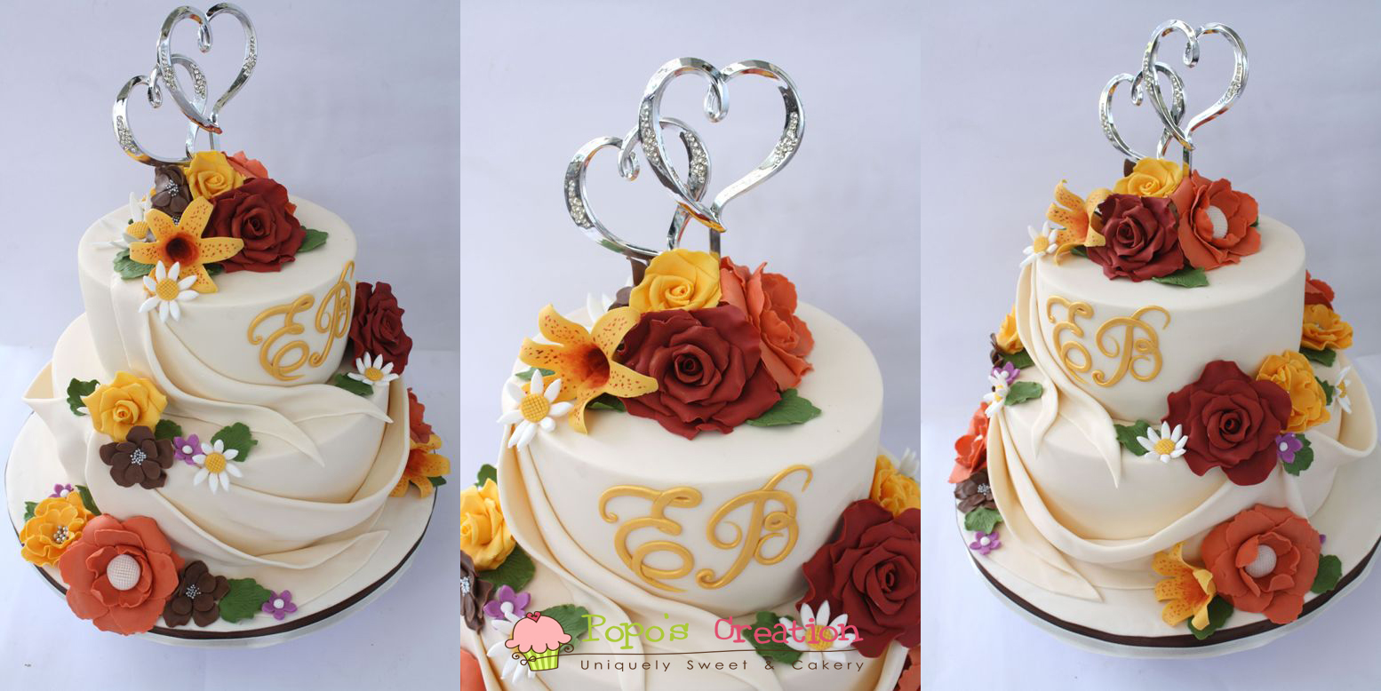 Autumn Flower Wedding Cake