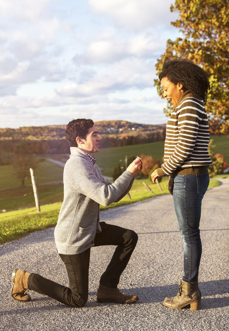 Valentine's Day Proposal Ideas That Are Anything But Cliché