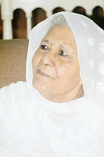 bano qudsia Pakistani novelist Ashfaq Ahmed's wife