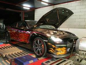 Super Car Nissan GT-R R35 Airbrush 2