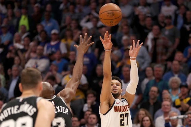 Los Nuggets remontan 19 puntos y empatan su serie con San Antonio