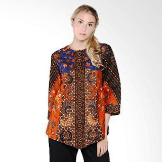 Foto Model Baju Batik Kantor Wanita