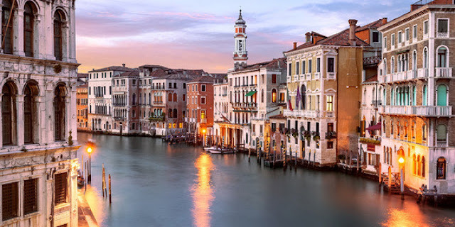 Venice to ban big cruise ships from the Giudecca
