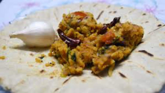 zhunka bhakar strret food mumbai