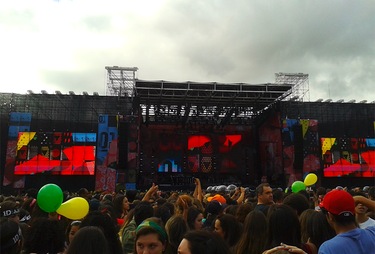 Palco da Where We Are Tour do One Direction em São Paulo (10/05/2014)