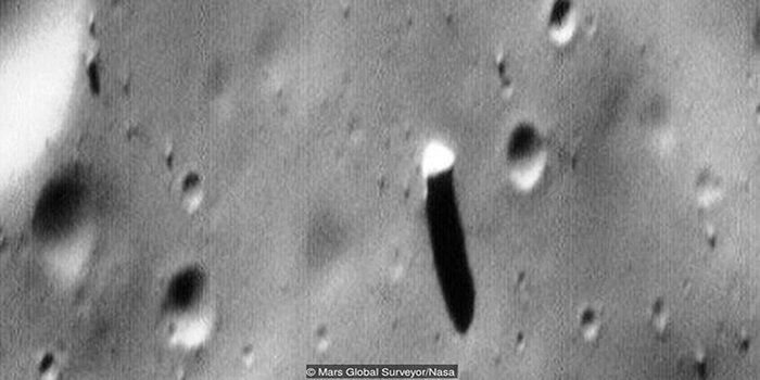 The Phobos mysterious monolith (Credit: Mars Global Surveyor/Nasa)
