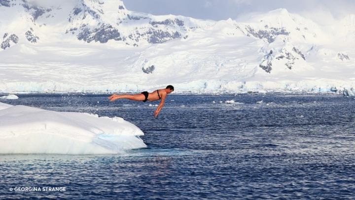 Τσιάνος: Ο Έλληνας γιατρός-αθλητής που κολύμπησε στην Ανταρκτική