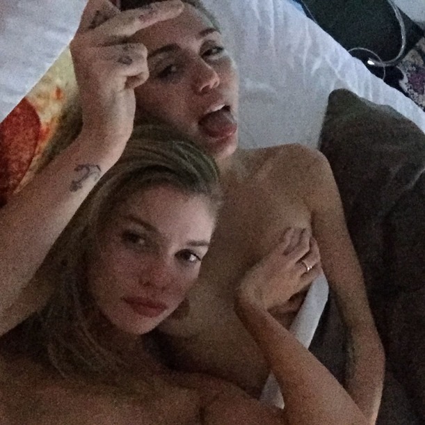 Miley-Cyrus-Leaked-3-thefappeningblog.com_