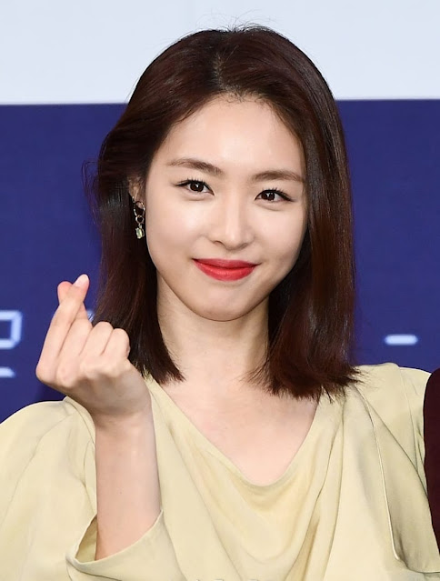 lee yeon hee