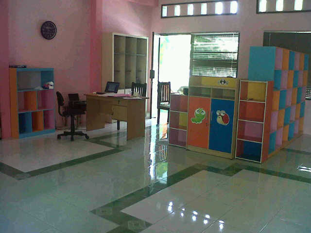 Nungky daycare: Desember 2012