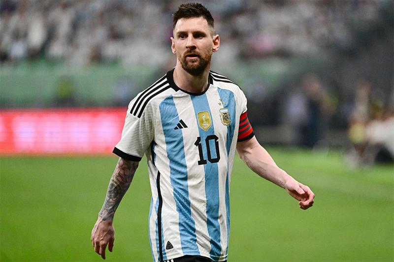 rgentina s Lionel Messi looks on during a friendly football match