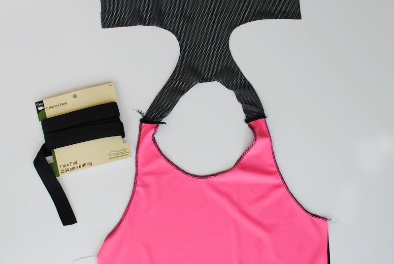 Trash To Couture: Sewing Activewear: DIY Sports Bra