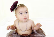 LITTLE CUTIE GIRL│BABY STUDIO PHOTOGRAPHY│PHOTOGRAPHER BEDFORDSHIRE (sweet baby girl)