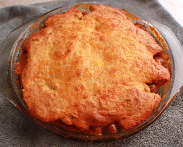 buffalo chicken pot pie with cheese and biscuits