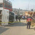Microbús se queda sin frenos y choca en Los Reyes La Paz