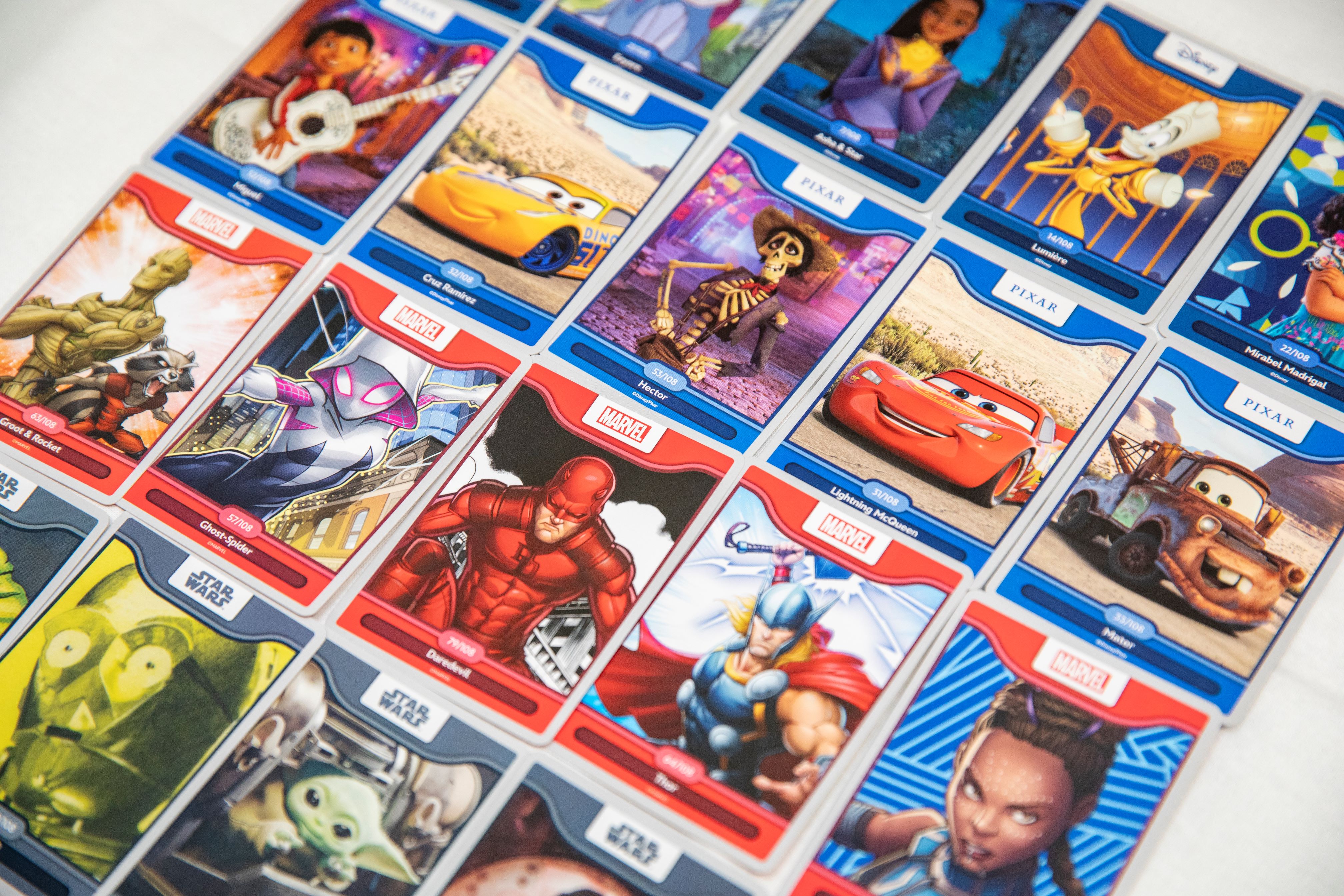 Disney Worlds of Wonder collector cards