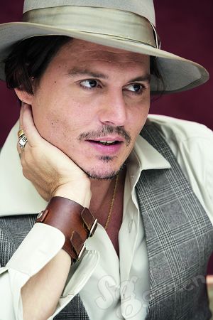 Johnny Depp Clothes Style. Johnny Depp like wearing