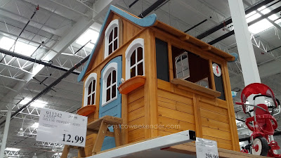 Keep your kids busy with the Cedar Summit Storybrooke Cottage Playhouse