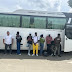 Ejército sorprende otro chofer de autobús transportando indocumentados en Dajabón