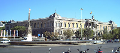 plaza colon y biblioteca nacional