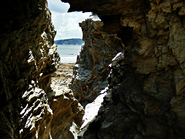 Spit Beach Cliffs, Cornwall