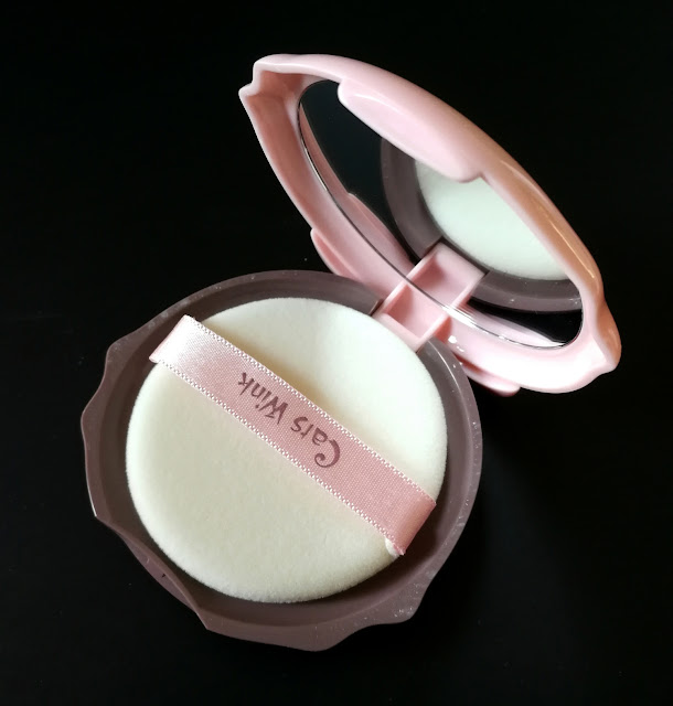 Review Cat's Wink Clear Pact Tony Moly 