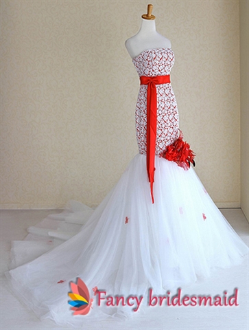 Srapless+Red+And+White+Wedding+Dresses-5.jpeg