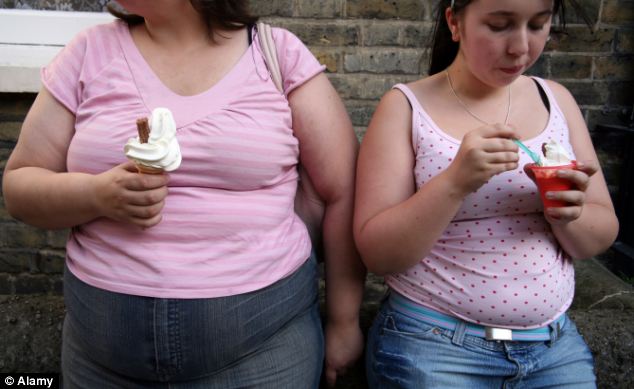 lapar waktu mengandung, lapar waktu menyusukan, ibu menyusukan anak, ibu menyusui sering lapar, ibu menyusu asyik lapar