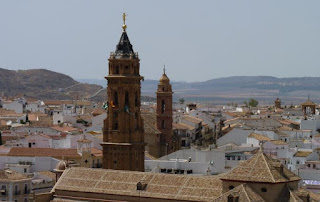 Vista de Antequera desde el Arco de los Gigantes.