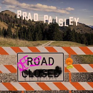 Brad Paisley - Off Road Lyrics