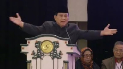 Canda Prabowo Saat Diteriaki Ganti Presiden 2019, Anda Dosen Dari Mana?