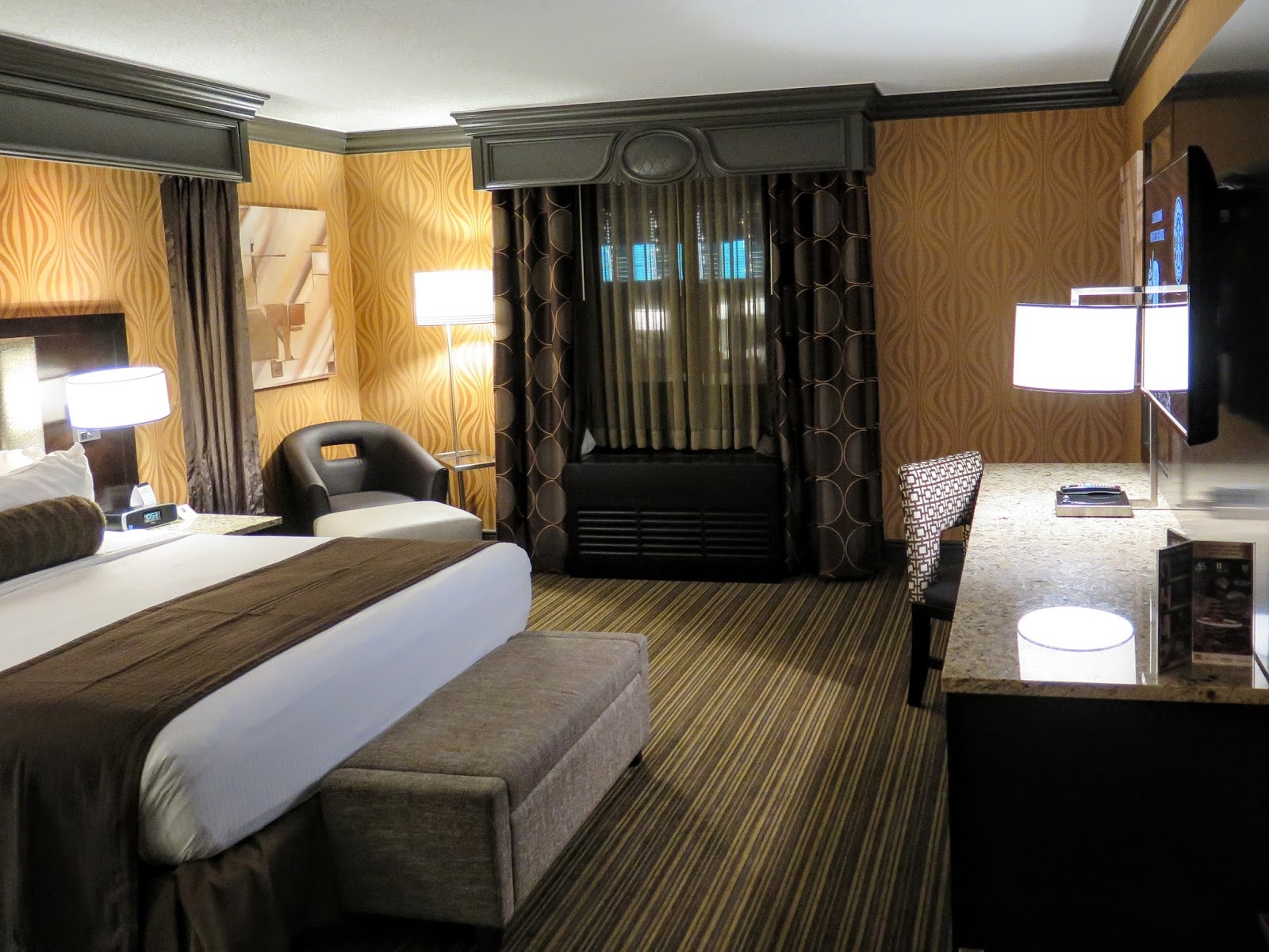 Golden Nugget 2 Bedroom Suite | Bedroom Suites