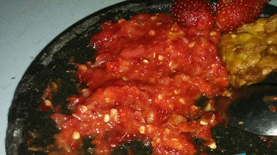 Cara Membuat Resep Sambal Strawberry 