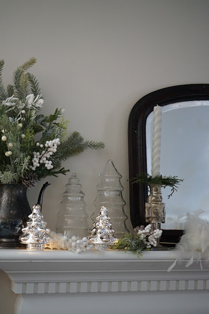 Mantel Christmas Decorations Ideas