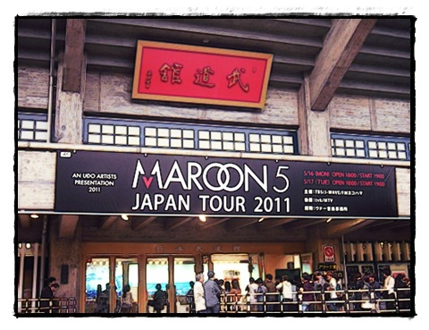 Maroon 5 日本武道館 11 5 16 来日中のメンバーのツイートまとめ The Escapist
