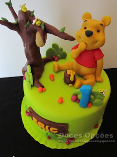 bolos Winnie the pooh bragança doces opções