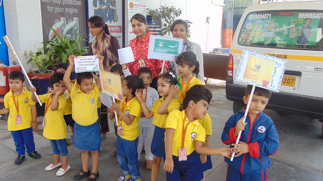 Kidzee - Smoke Free Diwali campaign by Kidzee’s children 